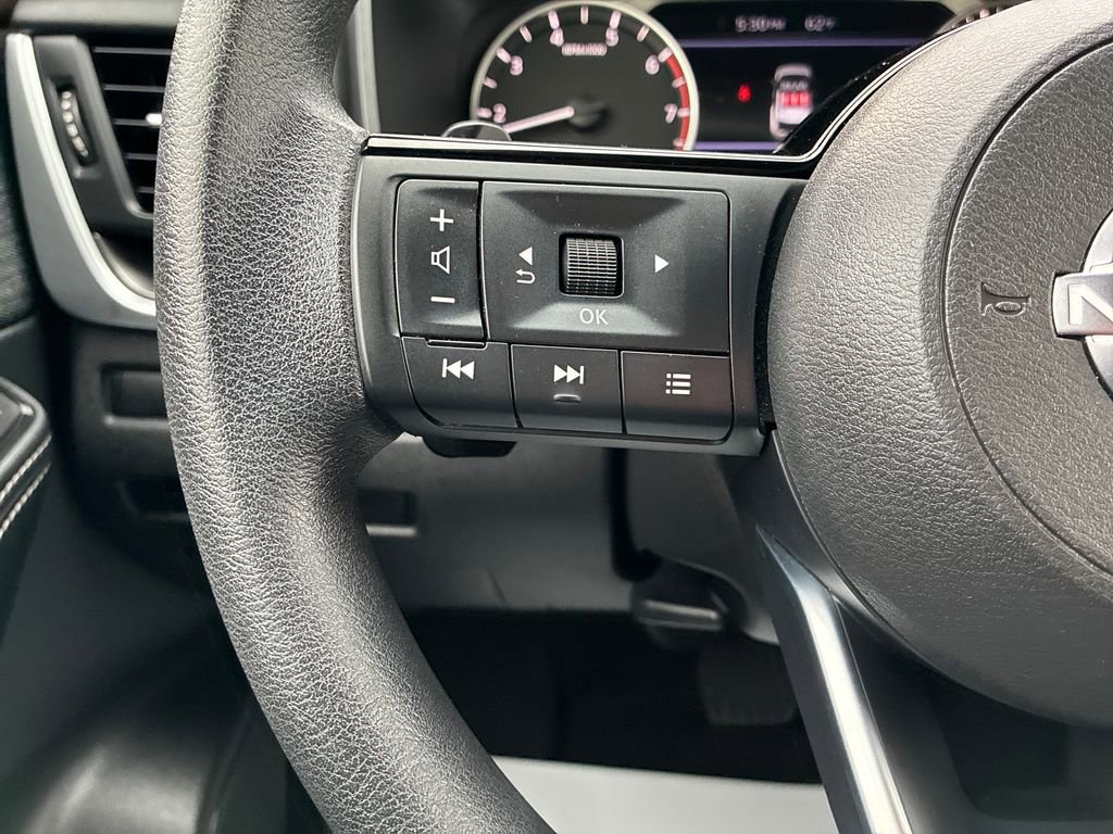 Used 2023 Nissan Rogue SV AWD/4WD image 22