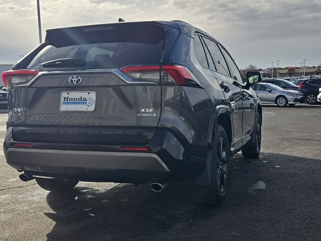 Used 2019 Toyota RAV4 XSE image 8