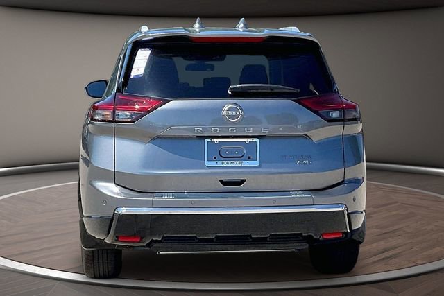 New 2026 Nissan Rogue Platinum w/ Tech Package AWD/4WD image 4