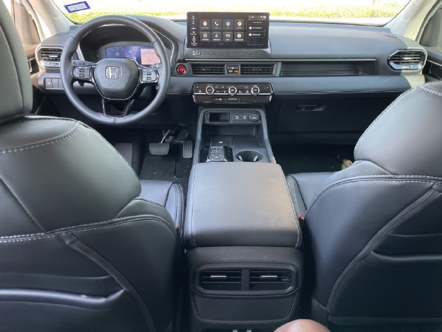 Certified 2026 Honda Passport RTL image 9