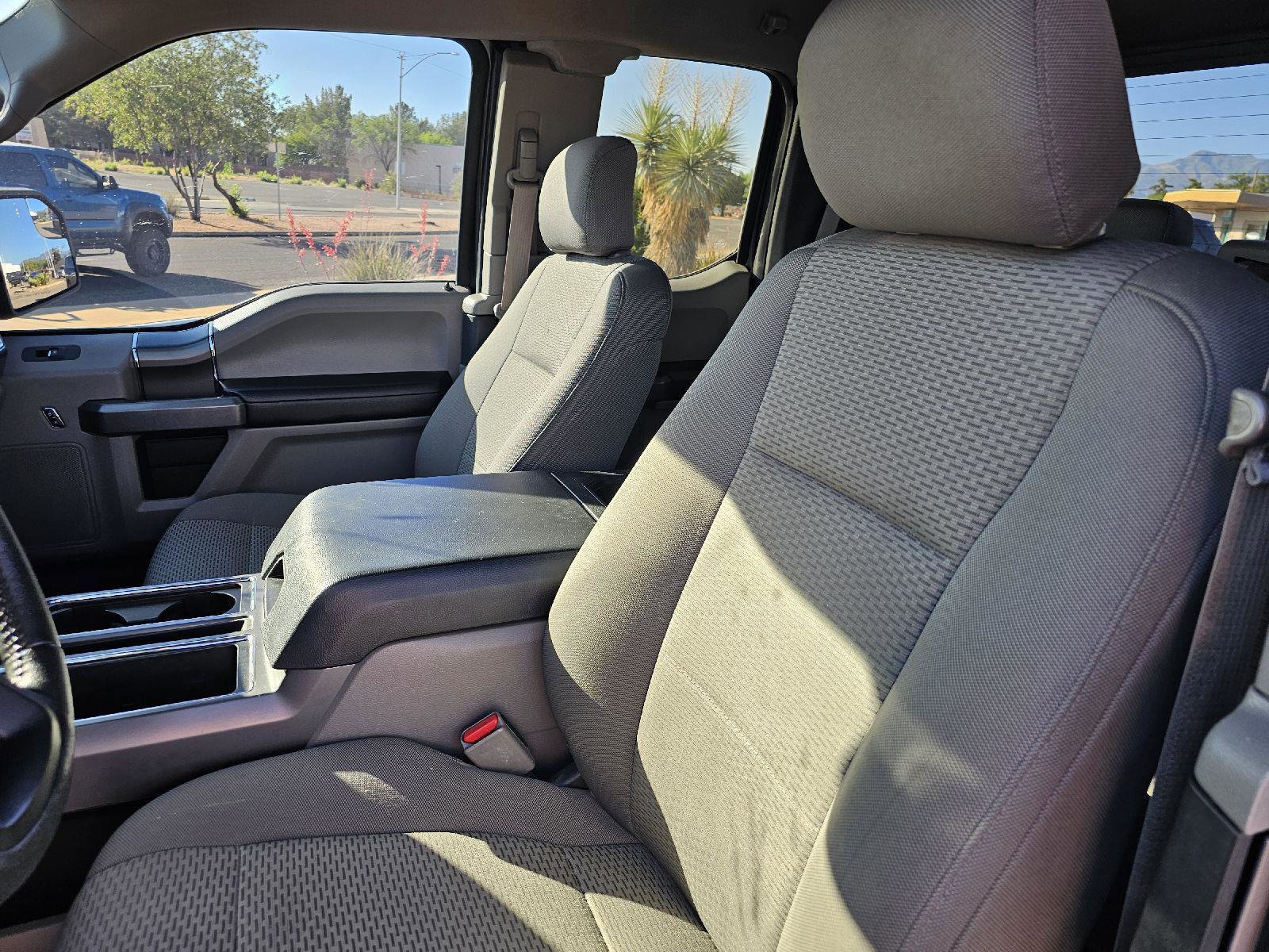 Used 2015 Ford F150 XLT w/ Equipment Group 302A Luxury AWD/4WD image 27