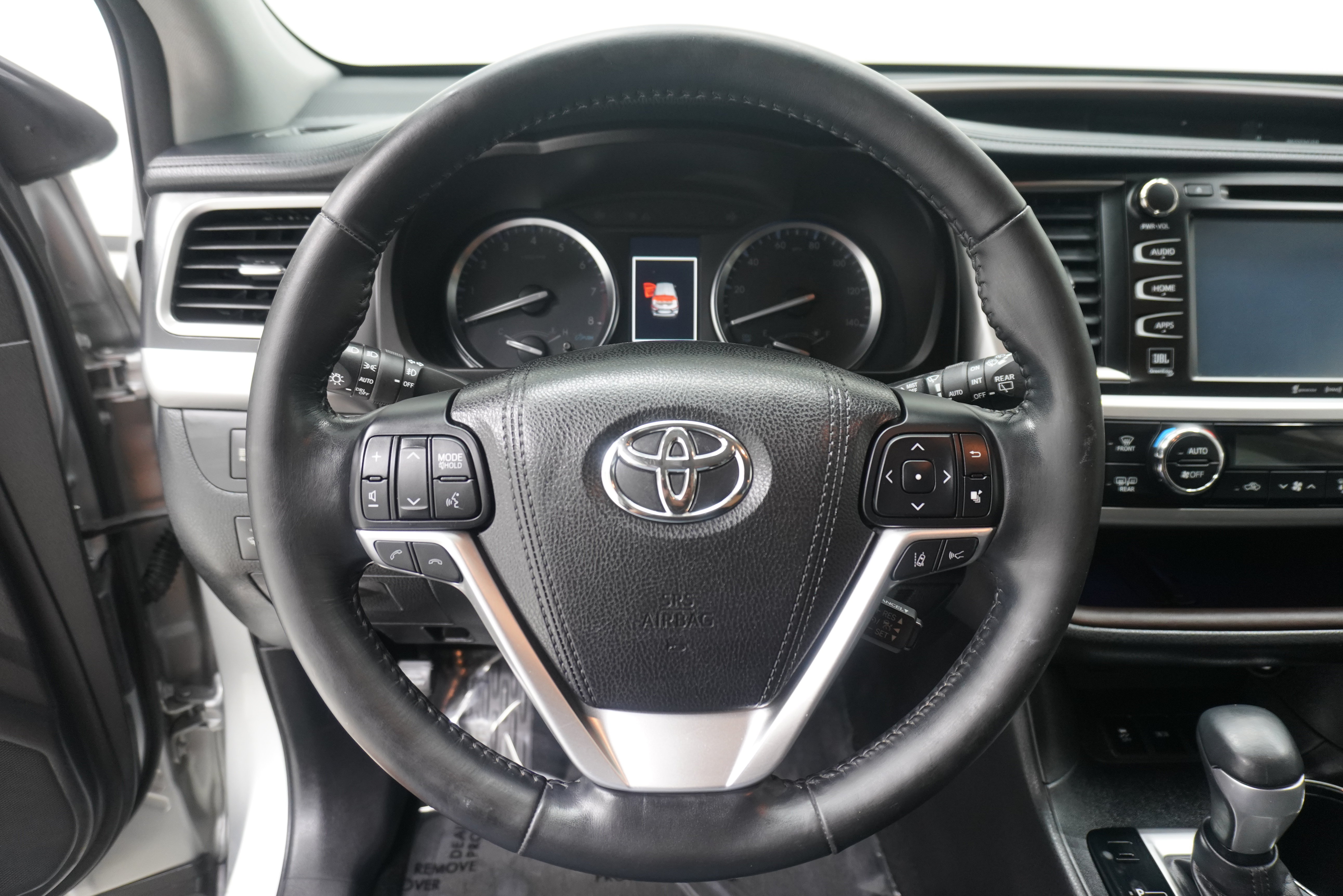 Used 2017 Toyota Highlander Limited Platinum FWD image 20