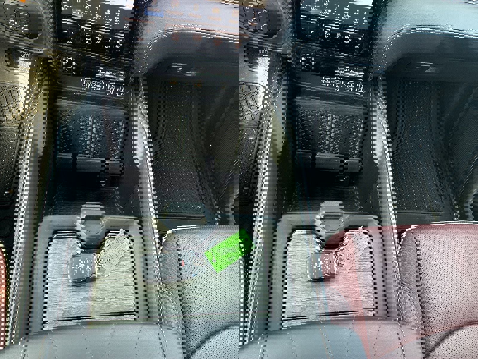 Used 2025 RAM 2500 Limited image 25