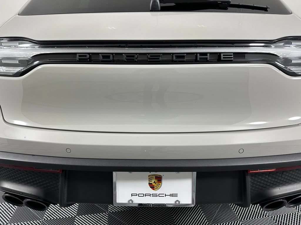 Certified 2026 Porsche Macan Turbo AWD/4WD image 14