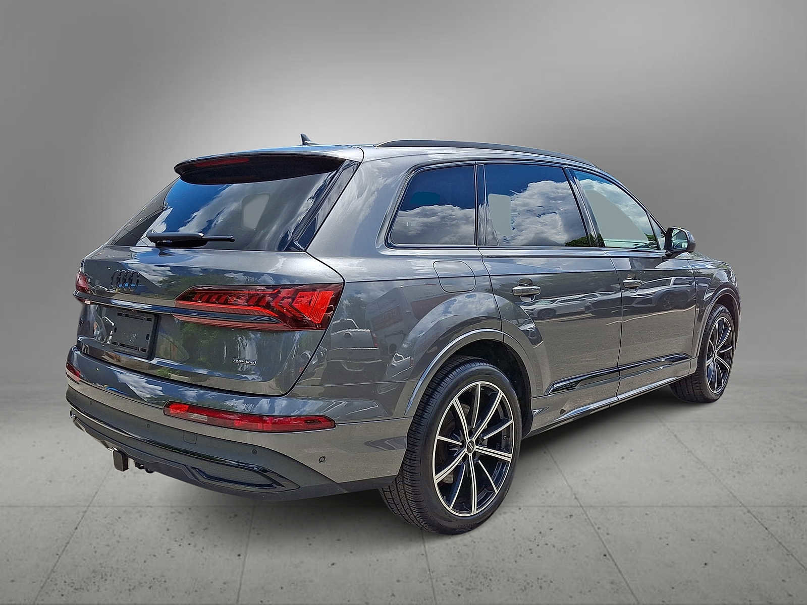 Used 2023 Audi Q7 3.0T Premium Plus w/ Premium Plus Package AWD/4WD image 8