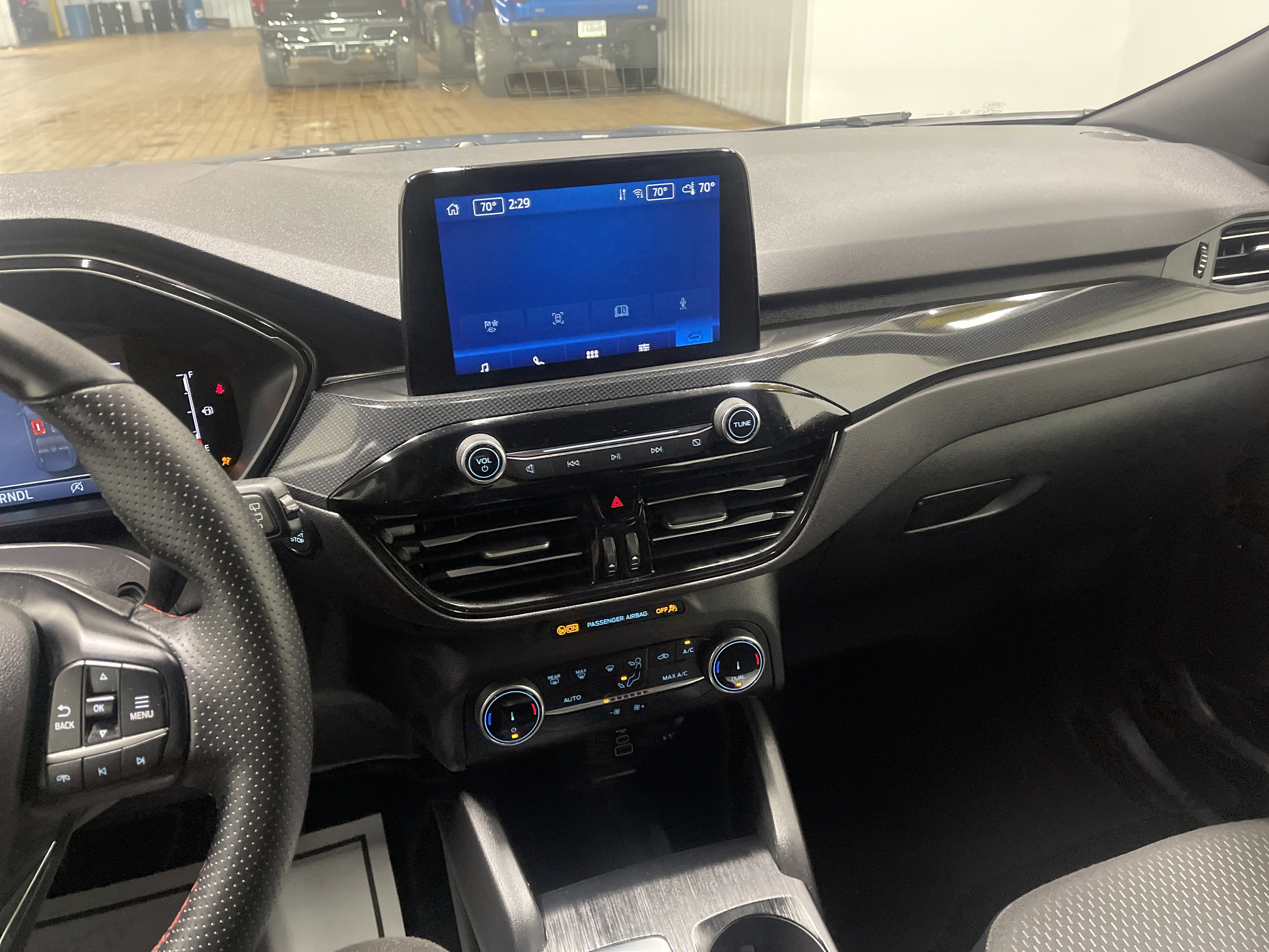 Used 2025 Ford Escape ST-Line image 29