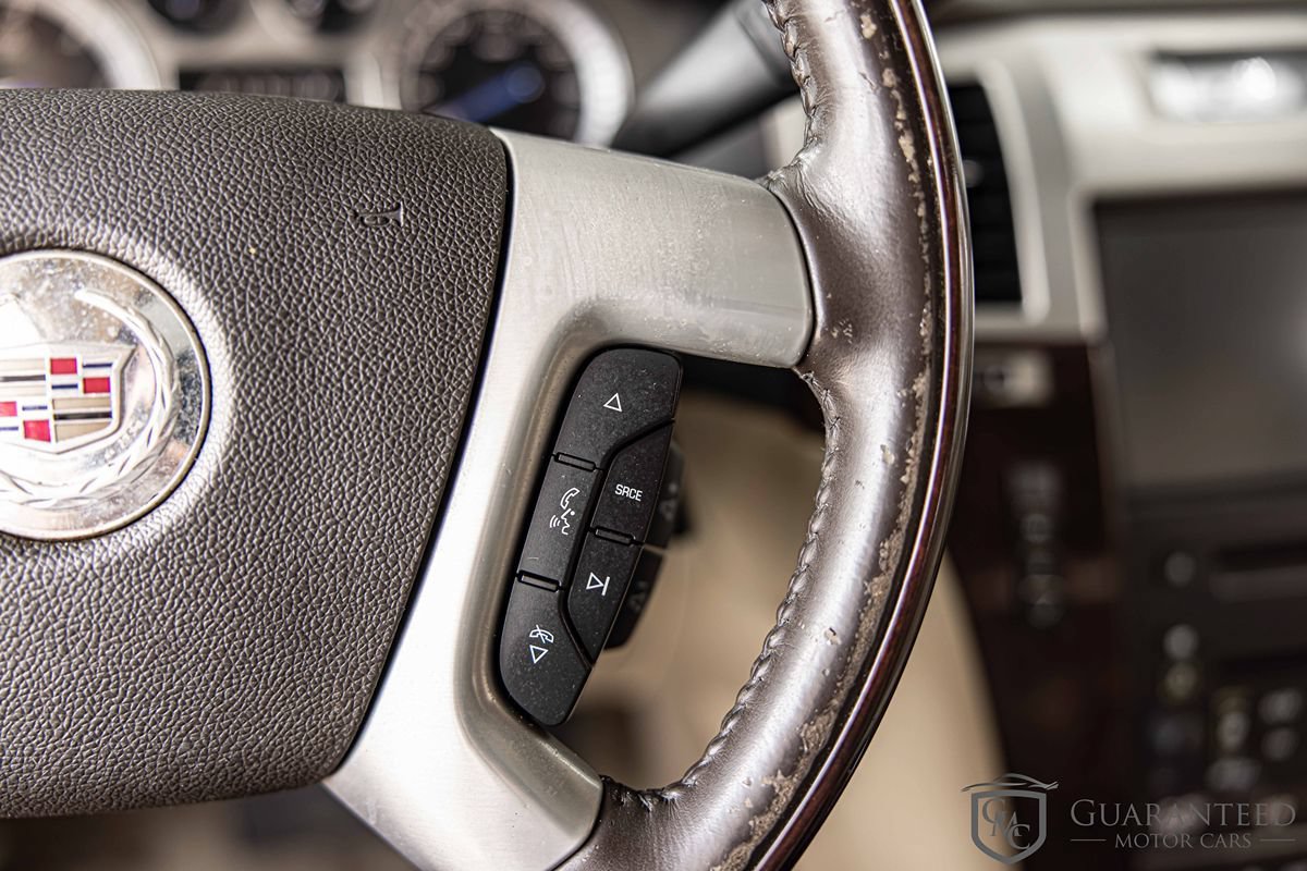 Used 2010 Cadillac Escalade 2WD Hybrid image 27