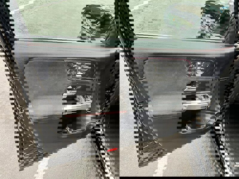 Used 2020 Mercedes-Benz GLB 250 4MATIC w/ AMG Line image 19