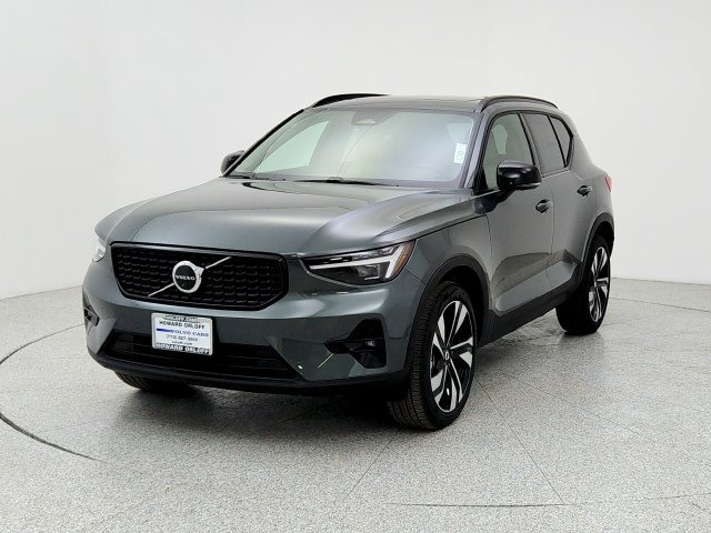 New 2026 Volvo XC40 B5 Ultra w/ Climate Package