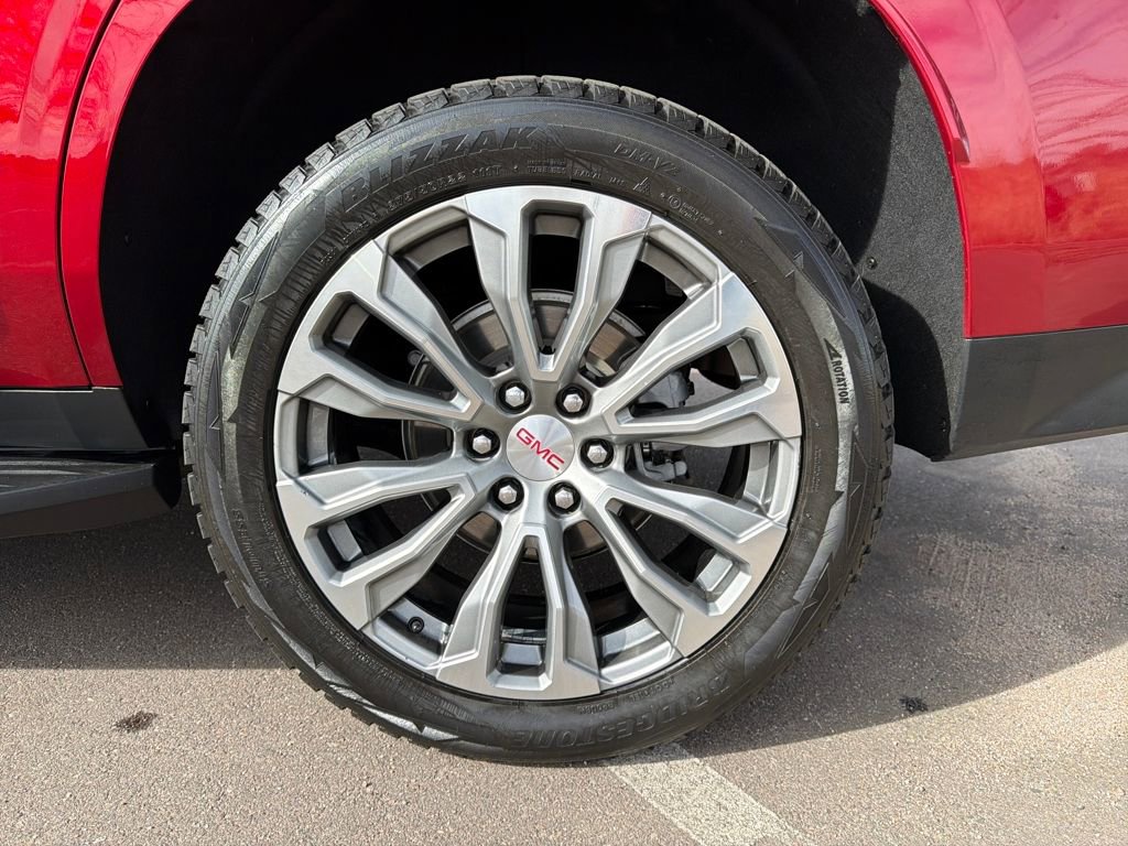 Used 2021 GMC Yukon Denali w/ Advanced Technology Package image 39