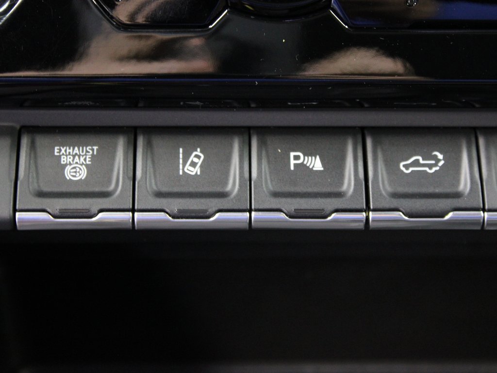 Used 2024 GMC Sierra 2500 Denali w/ Technology Package image 71