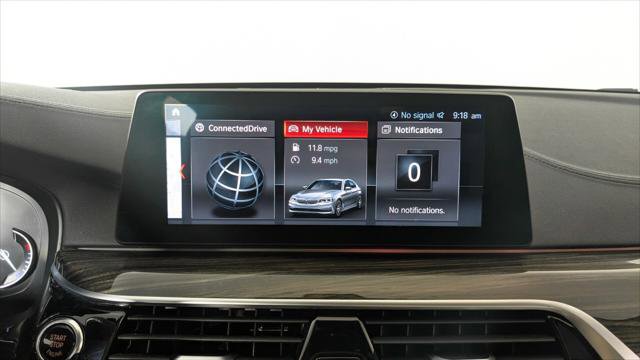 Used 2017 BMW 540i w/ Premium Package image 32