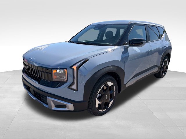New 2027 Kia Seltos S FWD image 3