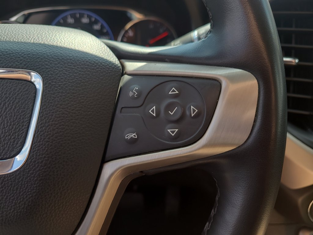 Used 2023 GMC Acadia Denali FWD image 30