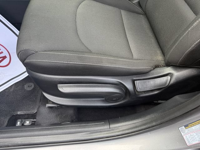 Certified 2022 Kia Forte LXS w/ LXS Technology Package FWD image 26