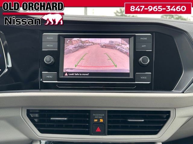 Used 2023 Volkswagen Jetta SE image 12