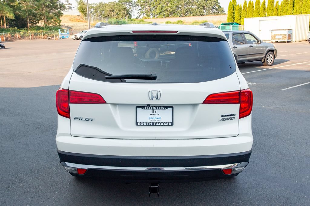 Certified 2017 Honda Pilot Touring image 12