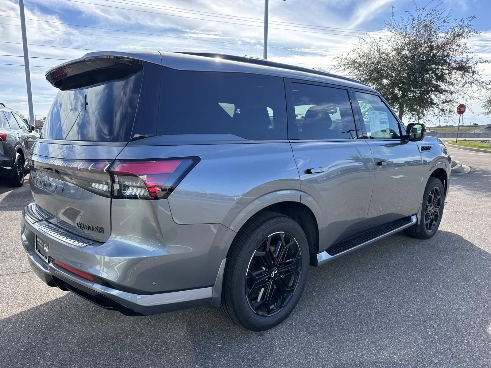 New 2026 INFINITI QX80 4WD w/ Sport Exterior Package image 4