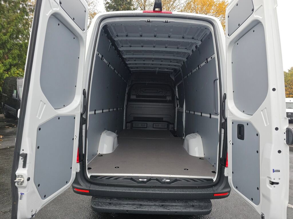 New 2025 Mercedes-Benz Sprinter 2500 image 14