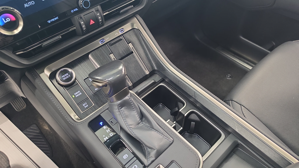 Certified 2024 Lexus GX 550 w/ Accessory Package (2T) AWD/4WD image 28