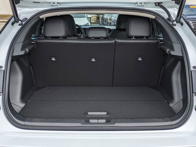 New 2026 Nissan Leaf Platinum+ w/ Cargo Package (Platinum+) FWD image 14