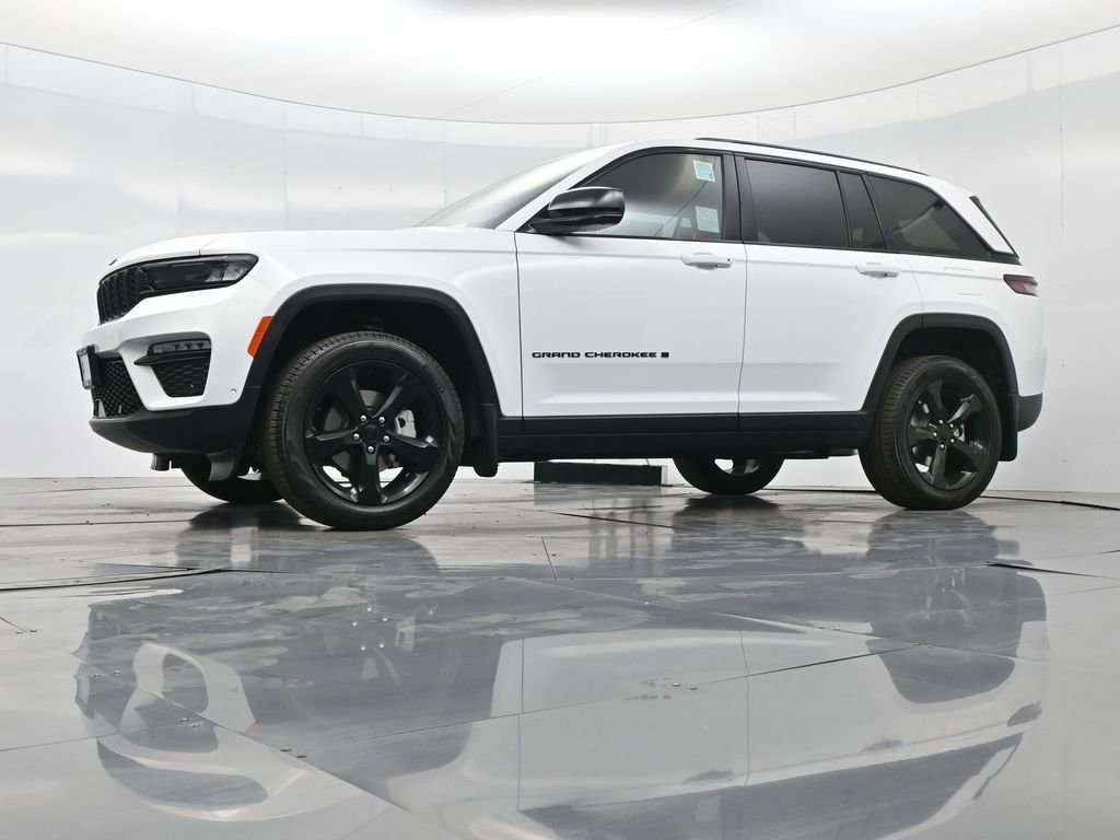 New 2025 Jeep Grand Cherokee Limited w/ Luxury Tech Group II image 51