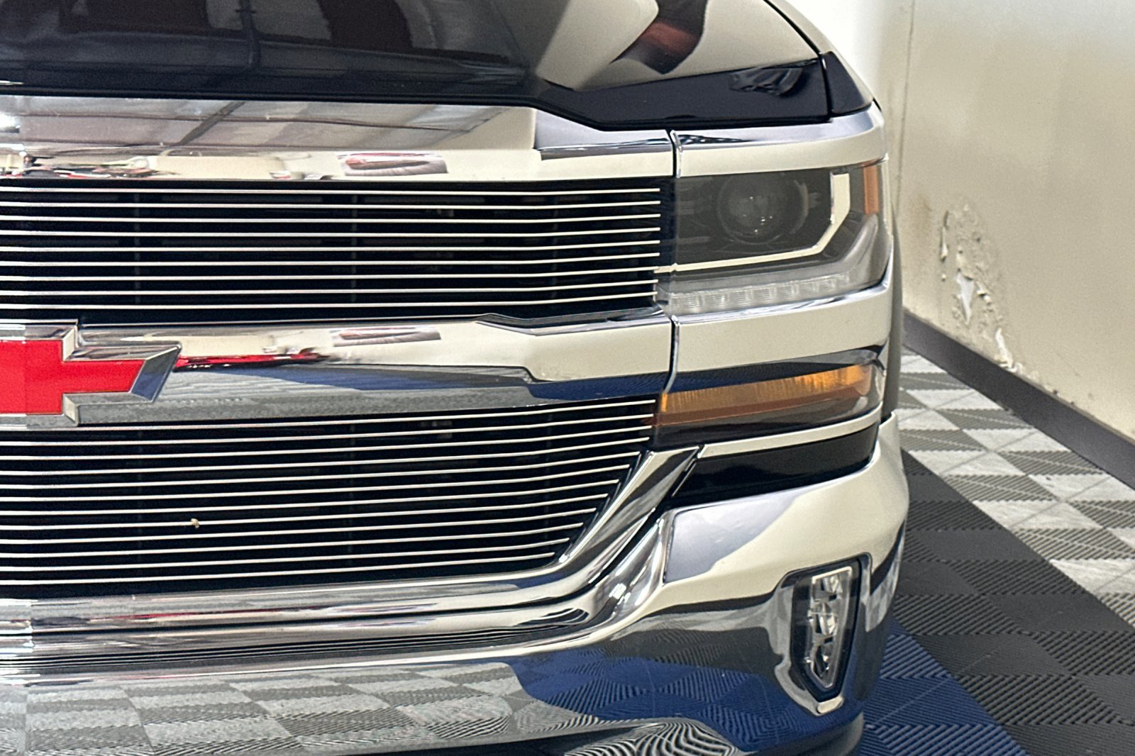 Used 2016 Chevrolet Silverado 1500 LT w/ LT Convenience Package image 47