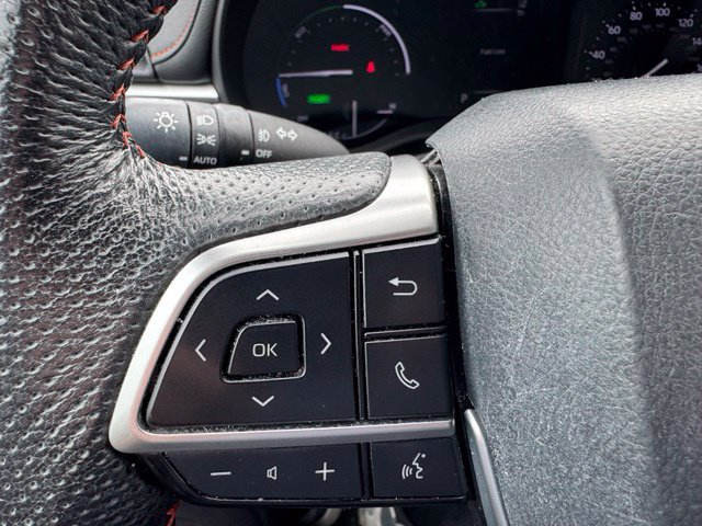 Used 2023 Toyota Sienna XSE w/ XSE Plus Package FWD image 25