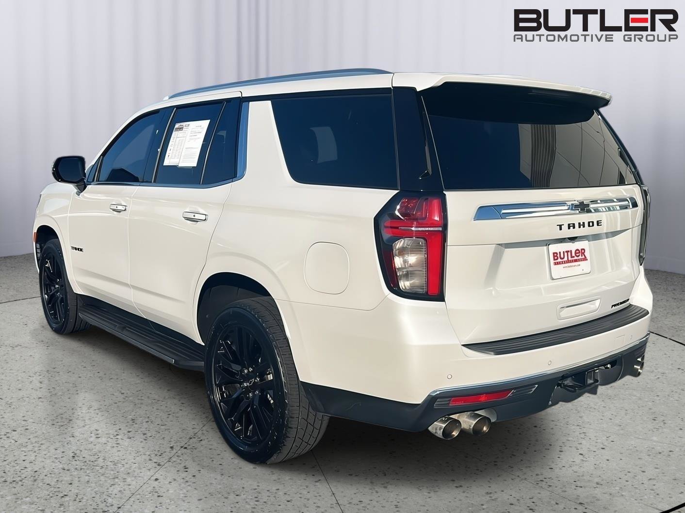 Used 2023 Chevrolet Tahoe Premier AWD/4WD image 4