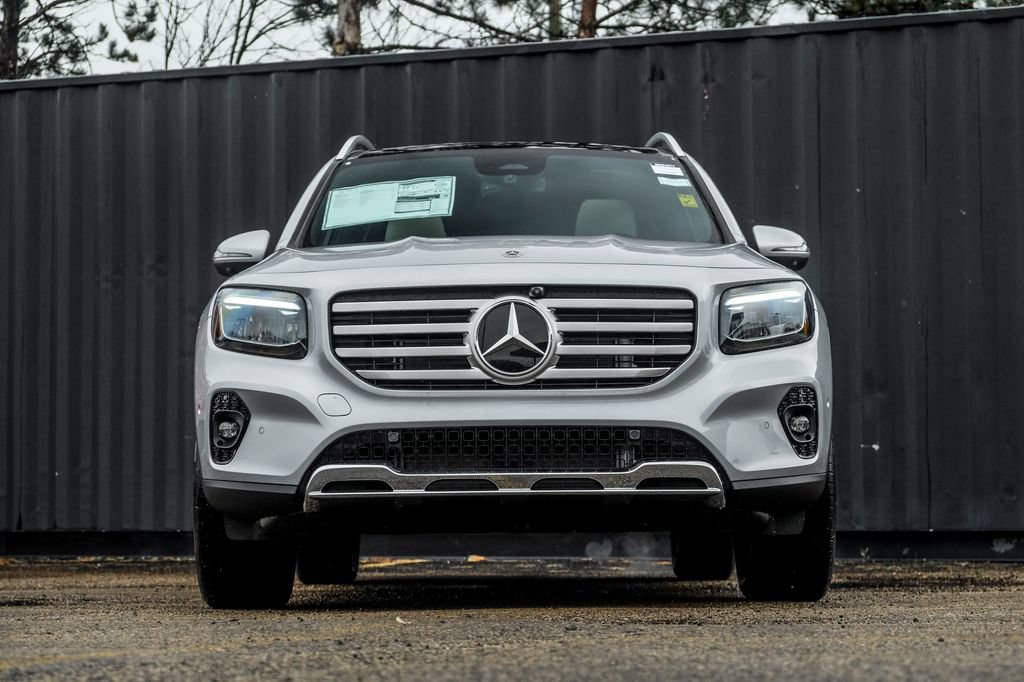 New 2026 Mercedes-Benz GLB 250 4MATIC image 5