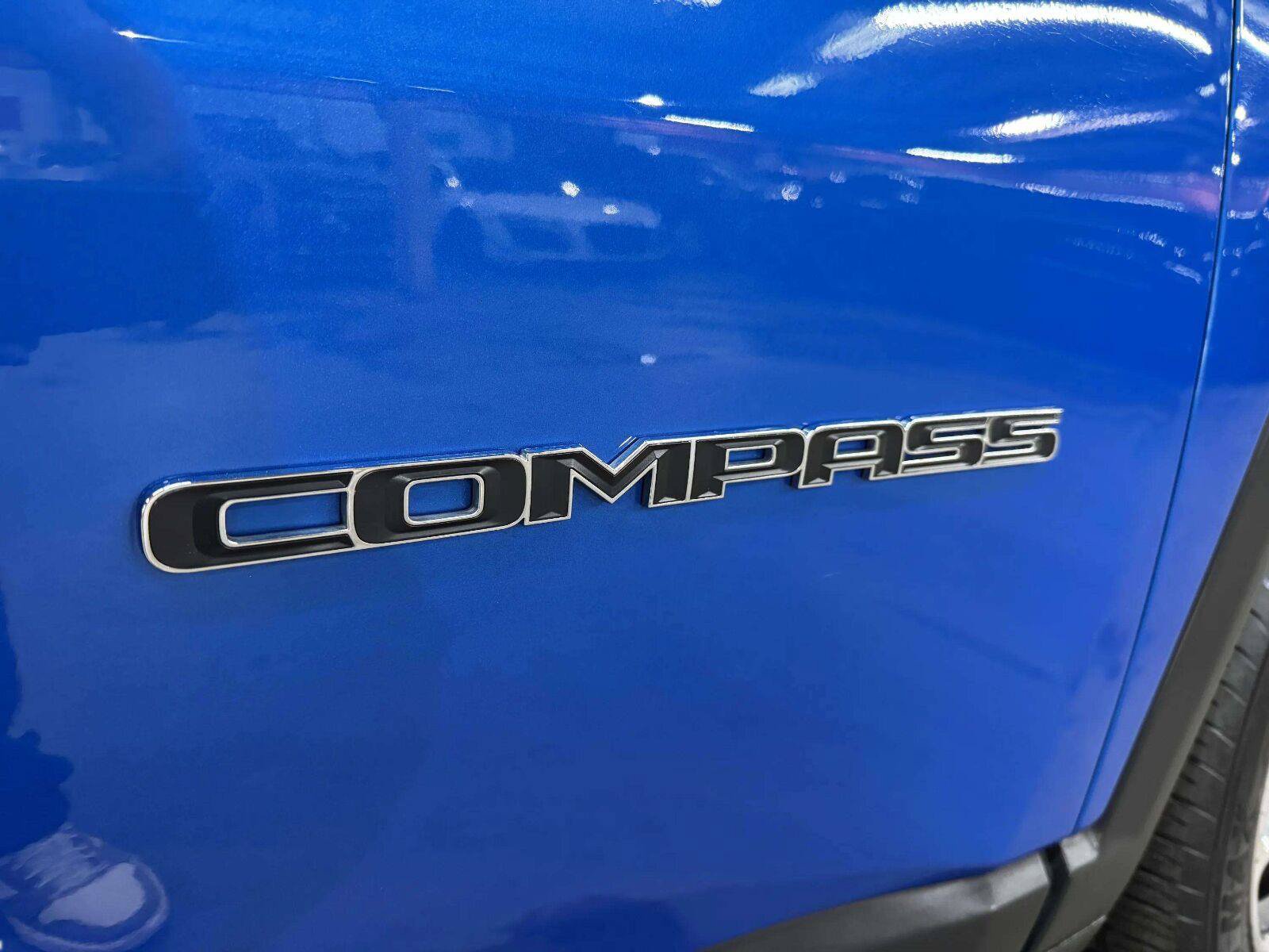 Used 2019 Jeep Compass Limited AWD/4WD image 22