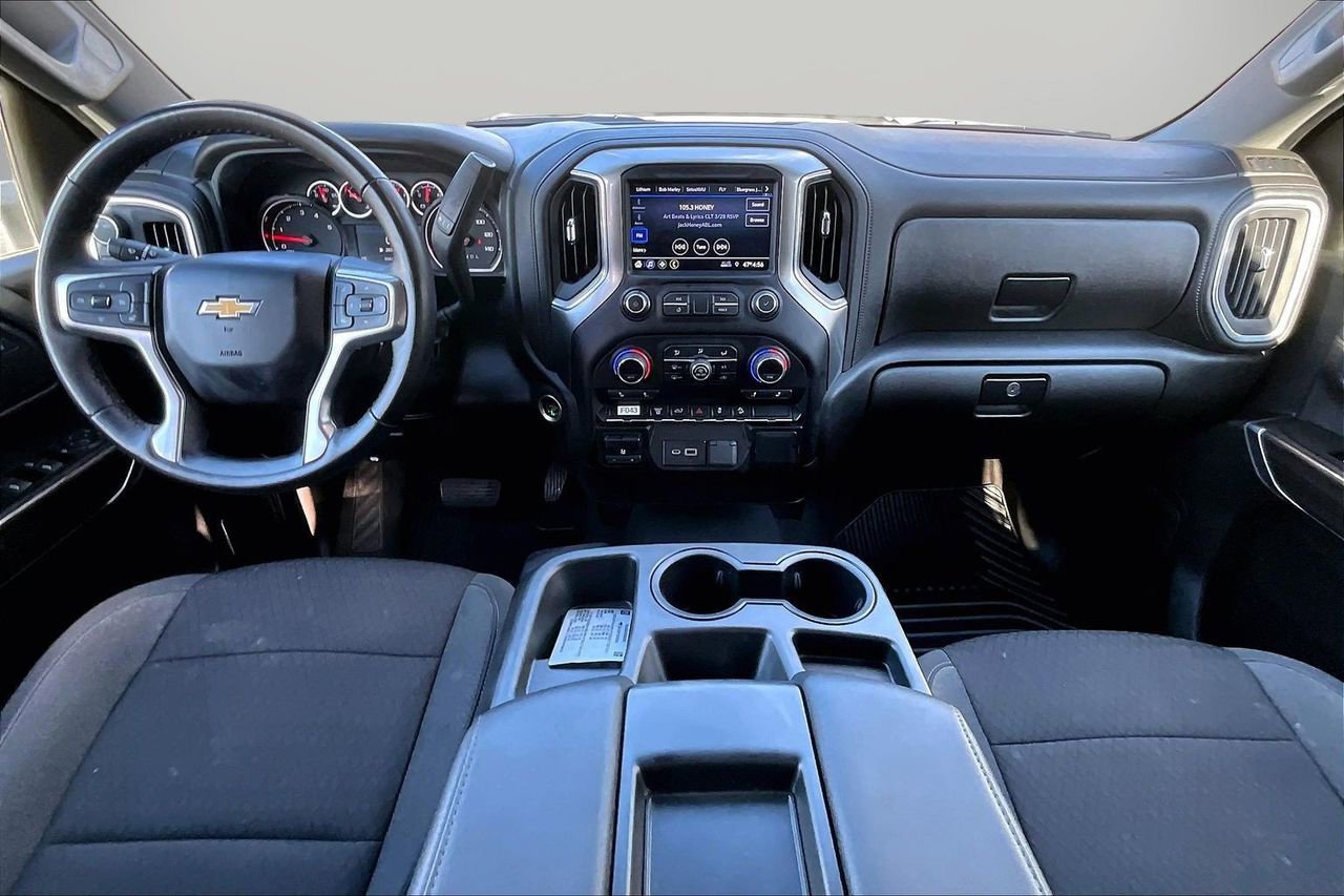 Used 2022 Chevrolet Silverado 2500 LT w/ Convenience Package image 14