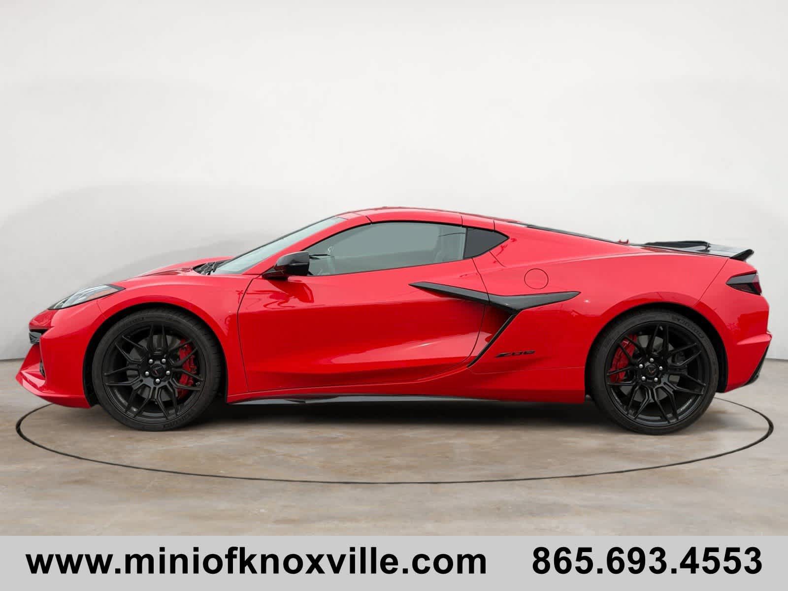 Used 2025 Chevrolet Corvette Z06 w/ Battery Protection Package RWD image 8