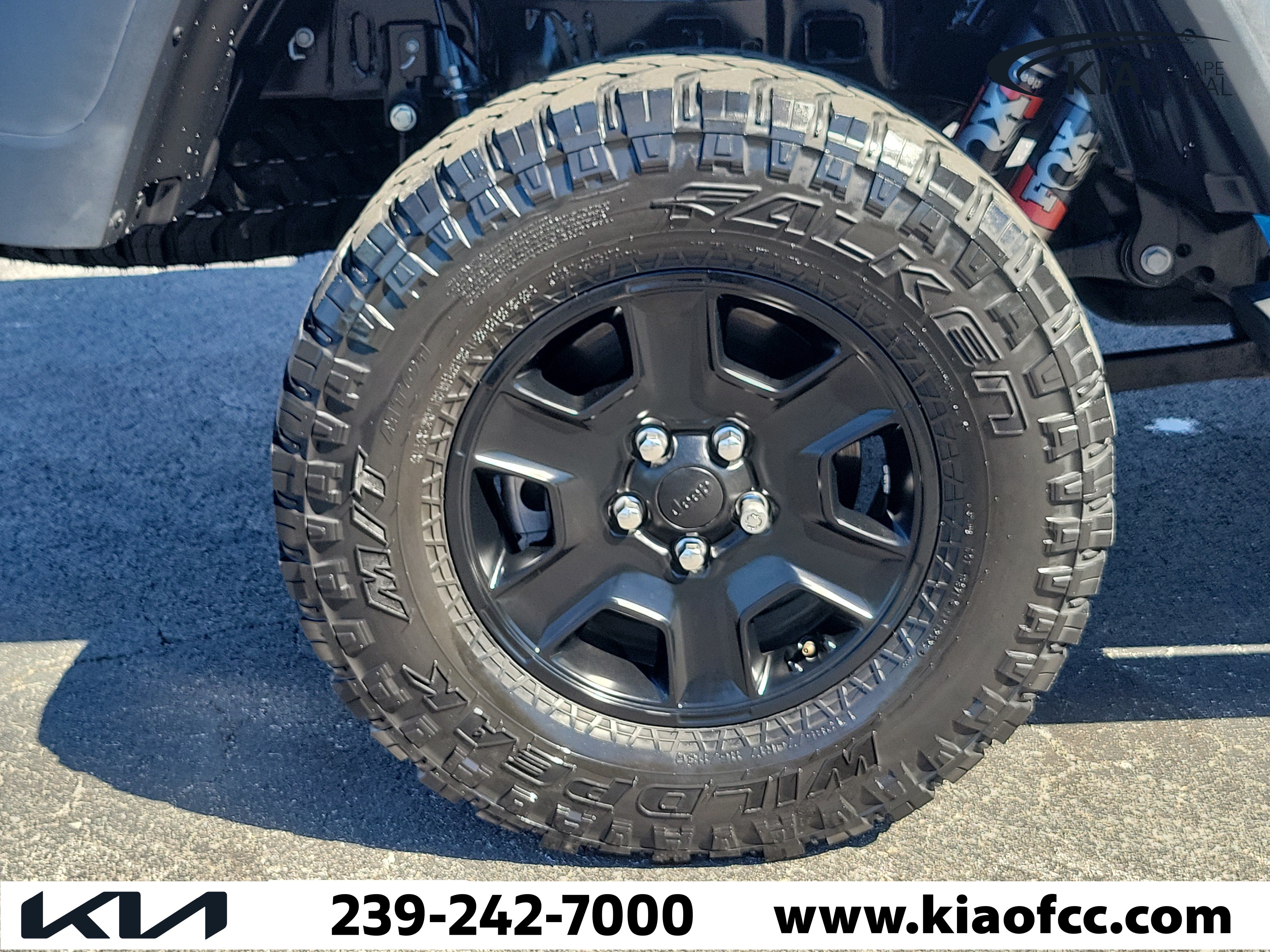 Used 2021 Jeep Gladiator Mojave w/ Trailer Tow Package AWD/4WD image 9