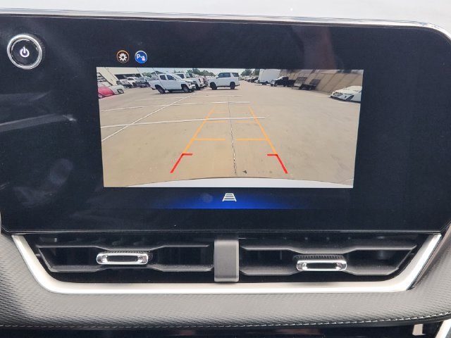 Used 2026 Chevrolet Equinox LT FWD image 6