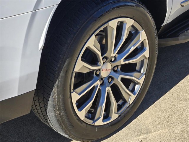 Used 2024 GMC Yukon Denali image 8