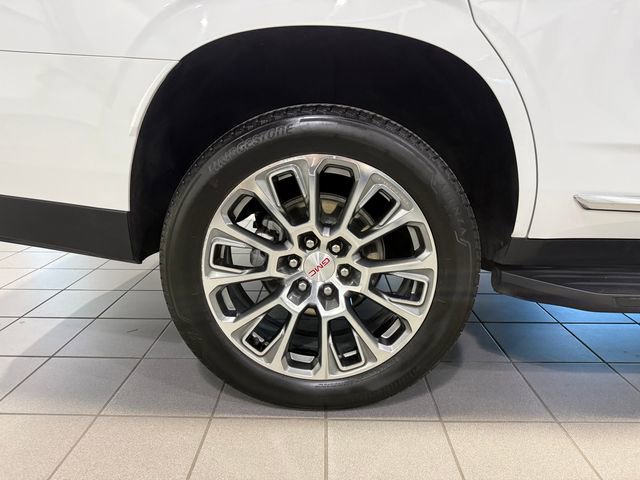 Certified 2025 GMC Yukon Denali image 9