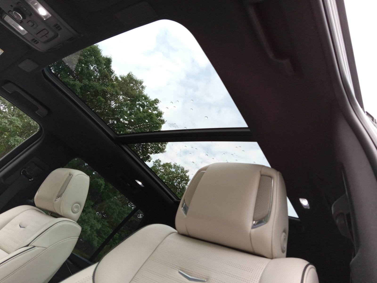 Used 2023 Cadillac Escalade Sport w/ Touring Package AWD/4WD image 12