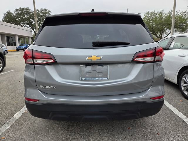 Used 2023 Chevrolet Equinox LS w/ LS Convenience Package image 4