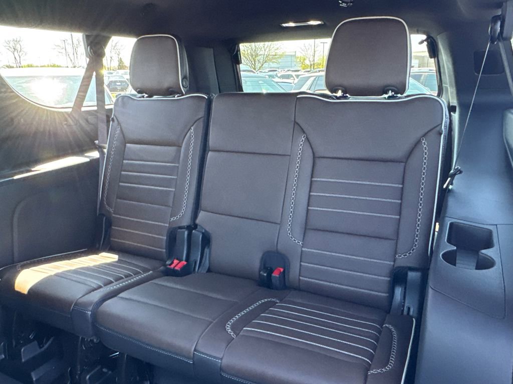 New 2026 GMC Yukon XL Denali Ultimate AWD/4WD image 30