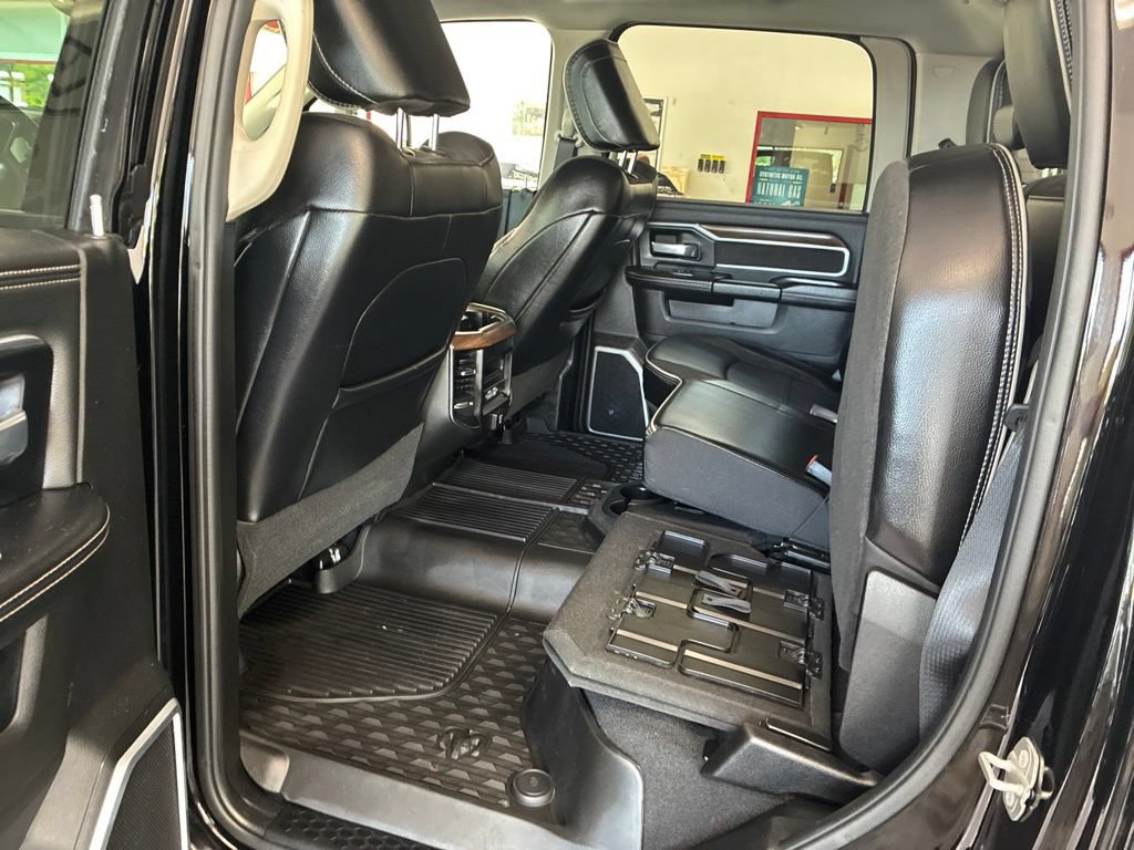 Used 2023 RAM 3500 Laramie AWD/4WD image 15