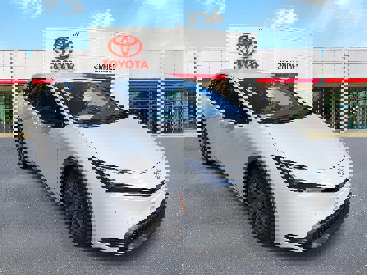 New 2026 Toyota Prius LE image 2