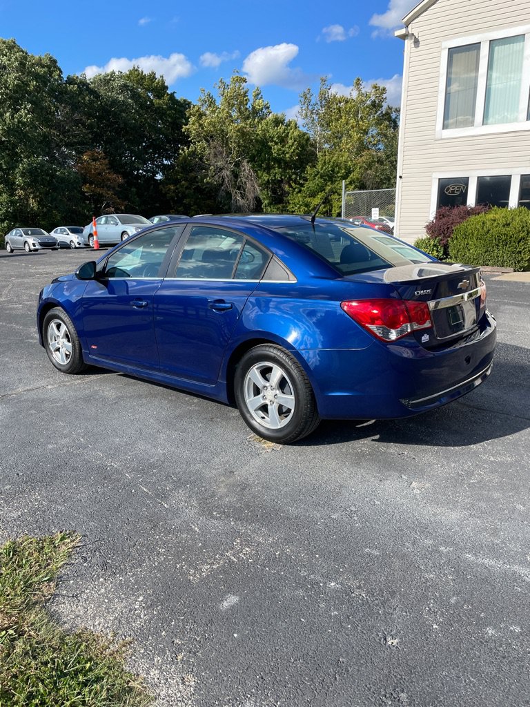 Used 2013 Chevrolet Cruze LT w/ RS Package FWD image 3