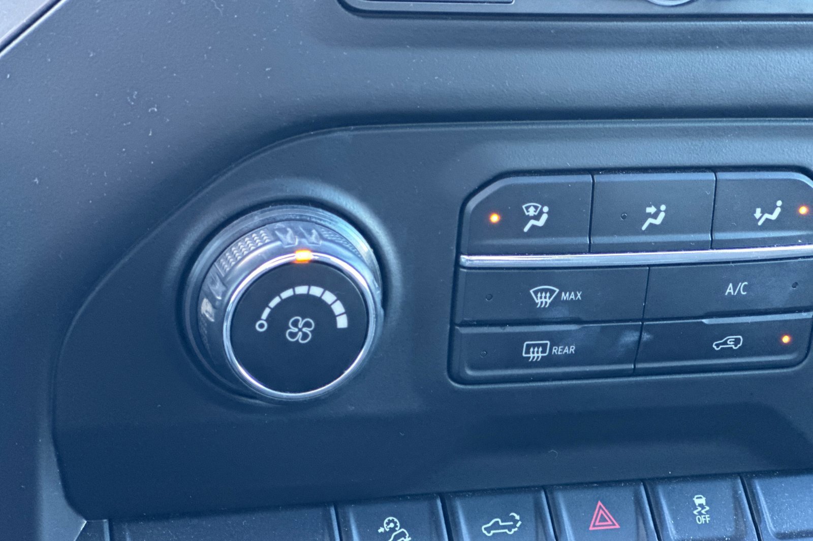 Used 2021 Chevrolet Silverado 1500 Custom Trail Boss w/ Midnight Edition image 27