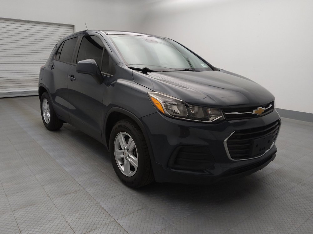 Used 2021 Chevrolet Trax LS w/ Tint and Cruise Package image 13