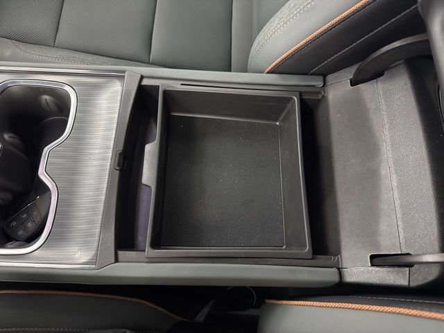 Used 2025 GMC Acadia AT4 image 53