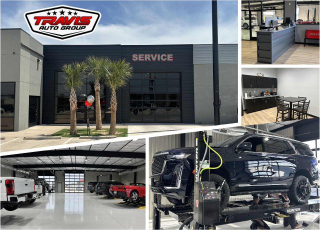 Used 2018 Ford F150 XLT w/ Equipment Group 302A Luxury image 5