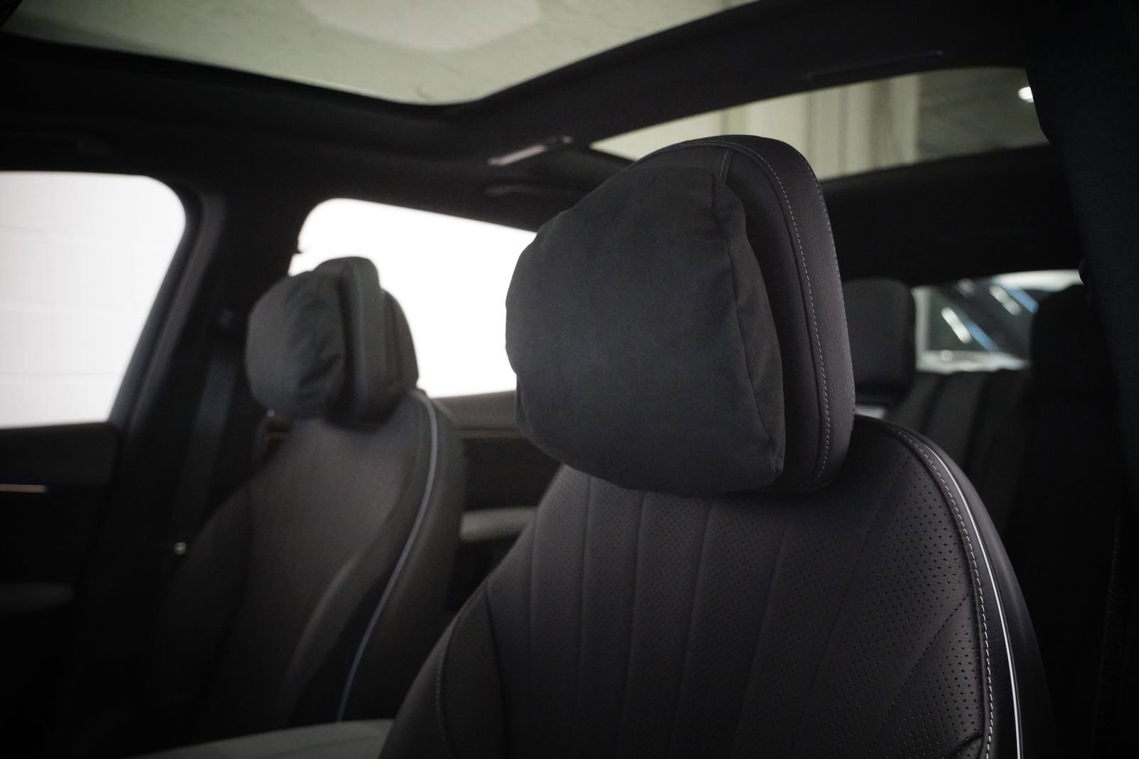 New 2026 Mercedes-Benz EQS 400 4MATIC SUV image 15