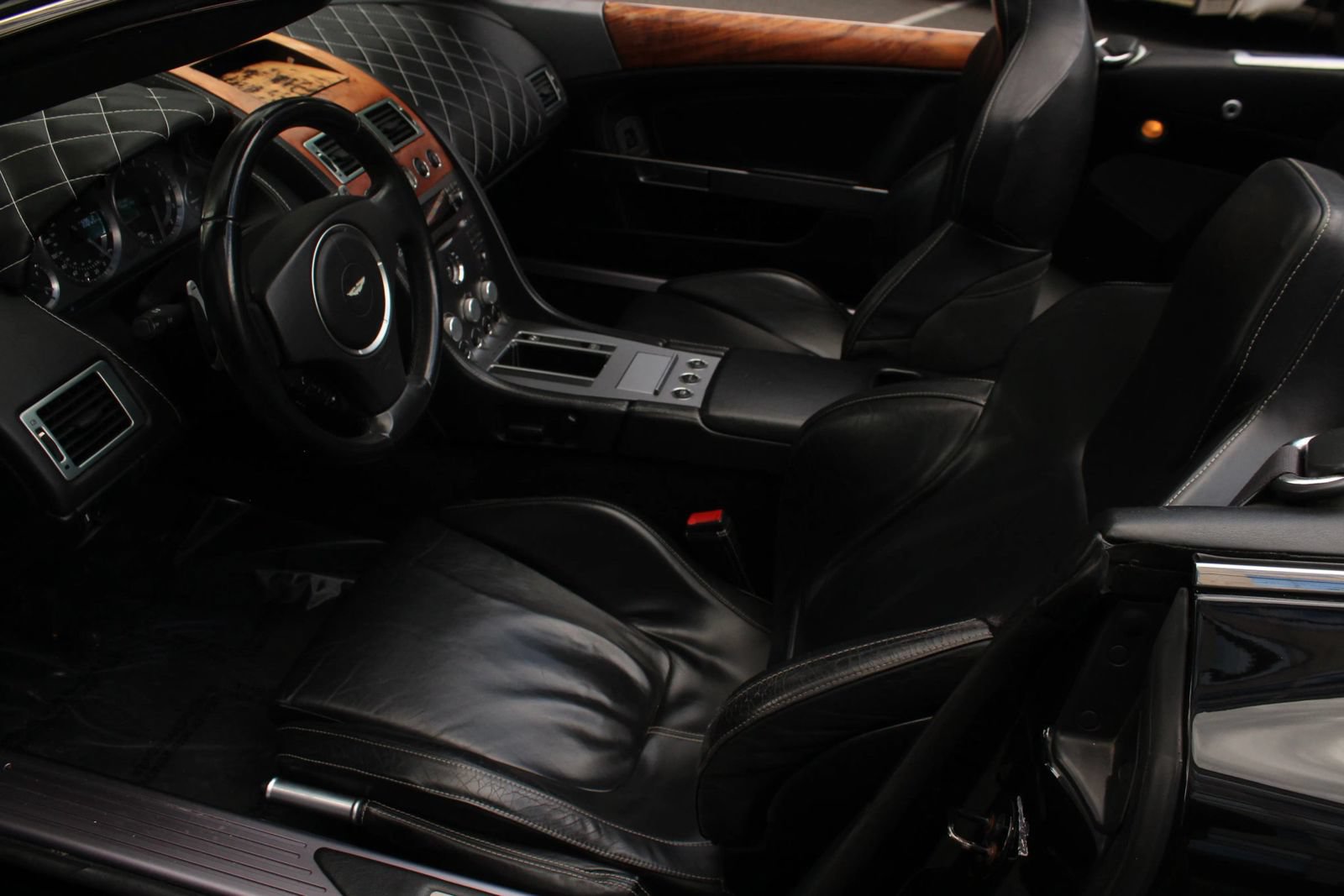 Used 2006 Aston Martin DB9 Volante RWD image 19