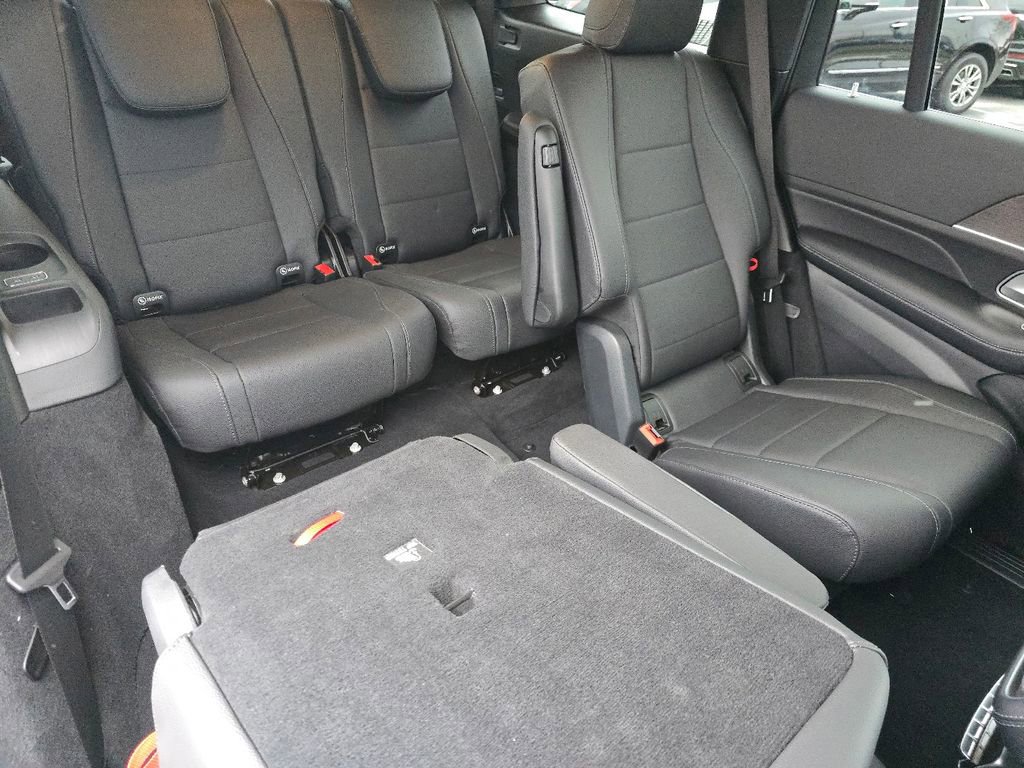 Certified 2023 Mercedes-Benz GLS 450 4MATIC image 23